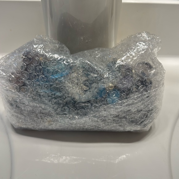 Assorted/bundled Costume Jewelry - Picture 3 of 3